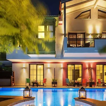 Cesmekes 酒店