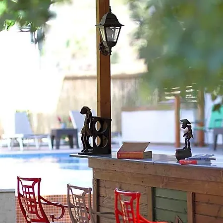 Hotell Cesmekes Çeşme