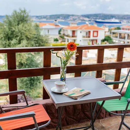 Cesmekes Отель *