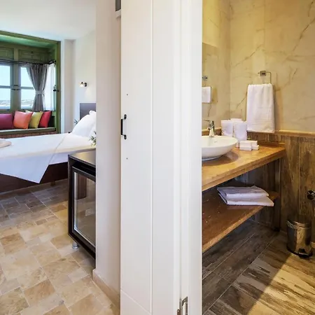 Cesmekes Отель *